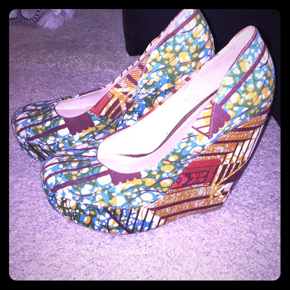 Cute Aldo Wedges